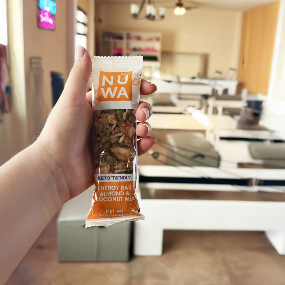 Paquete de distribuidores de ocho barritas KETO de coco